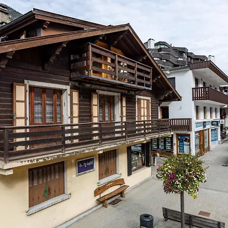 Neige - Year Апартаменты